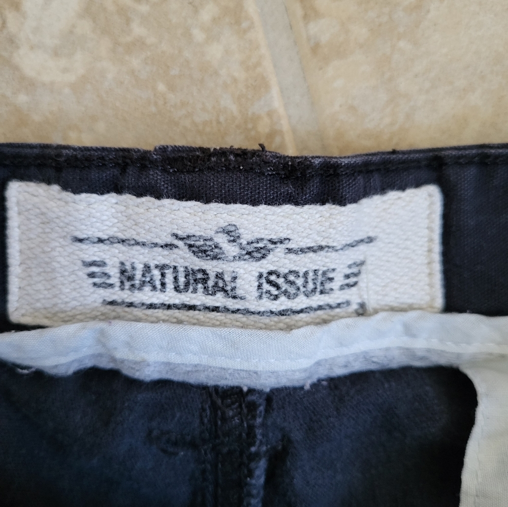 Natural Issue - Shorts - Picture 3 of 3